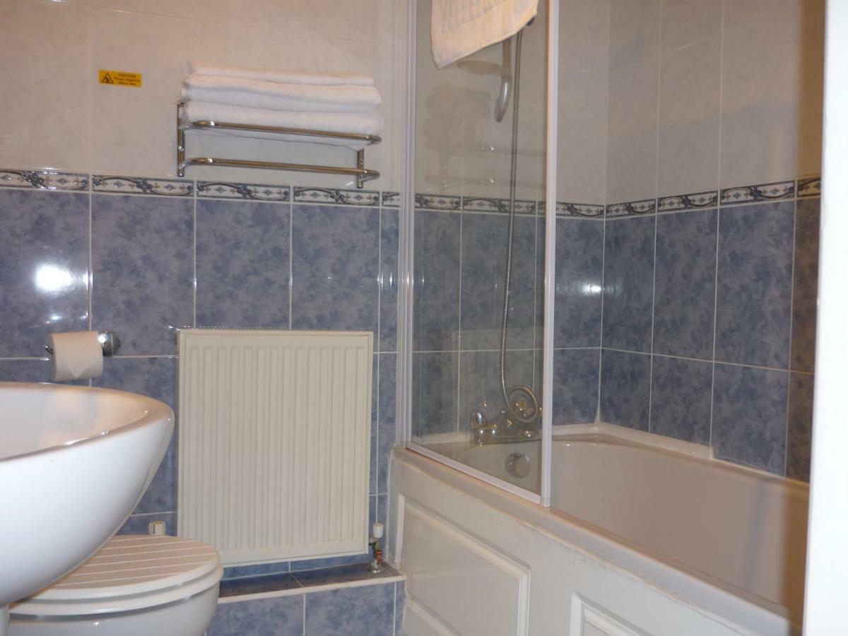 Bexhill-on-Sea De La Warr Guest House מראה חיצוני תמונה